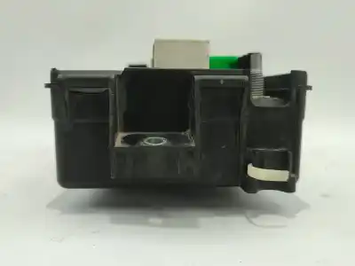 Second-hand car spare part fuse box unit for opel vectra c gts (z02) 2.2 dti 16v (f68) oem iam references 13165970  