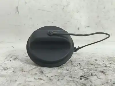 Автозапчастина б/у КОЛПАЧКА ПАЛИВНА для RENAULT CLIO III (BR0/1, CR0/1)  Посилання на OEM IAM 7700812369  