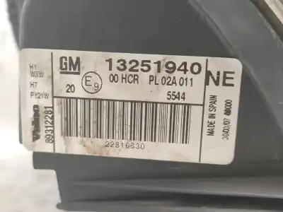 Second-hand car spare part right headlight for opel vectra c gts (z02) 1.9 cdti (f68) oem iam references 93192378  
