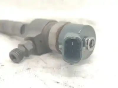 Second-hand car spare part injector for opel vectra c gts (z02) 1.9 cdti (f68) oem iam references 93186428  