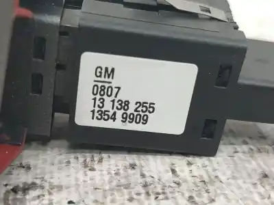 Second-hand car spare part hazard warning lights for opel vectra c gts (z02) 1.9 cdti (f68) oem iam references 13138255  