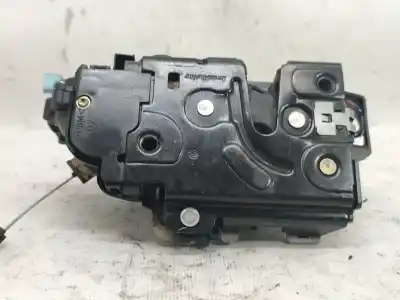 Автозапчастина б/у замок дверей заднього лівого для skoda octavia ii combi (1z5) 2.0 tdi 16v посилання на oem iam 7l0839015d  