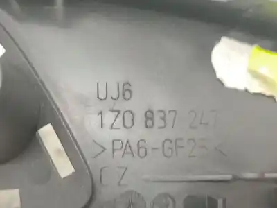 Автозапчасти б/у левая передняя внутренняя ручка за skoda octavia ii combi (1z5) 2.0 tdi 16v ссылки oem iam 1z0837221739  