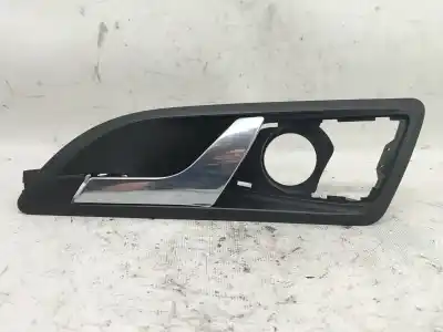 Recambio de automóvil de segunda mano de MANETA INTERIOR TRASERA IZQUIERDA para SKODA OCTAVIA II COMBI (1Z5) 2.0 TDI 16V referencias OEM IAM 1Z0839221A739  