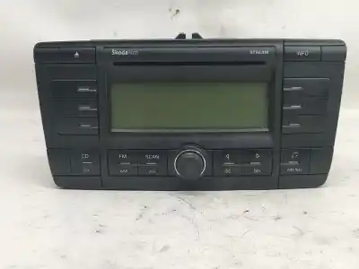 Автозапчастина б/у аудіо система / радіо cd для skoda octavia ii combi (1z5) 2.0 tdi 16v посилання на oem iam e1110r022432