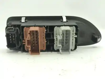 Second-hand car spare part left front power window switch for renault laguna ii (bg0/1_) 2.0 dci (bg1t) oem iam references 8200015089   Second-hand car spare part left front power window switch for renault laguna ii (bg0/1_) 2.0 dci (bg1t) oem iam references 8200015089