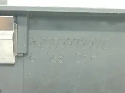 Second-hand car spare part left front power window switch for renault laguna ii (bg0/1_) 2.0 dci (bg1t) oem iam references 8200015089   Second-hand car spare part left front power window switch for renault laguna ii (bg0/1_) 2.0 dci (bg1t) oem iam references 8200015089