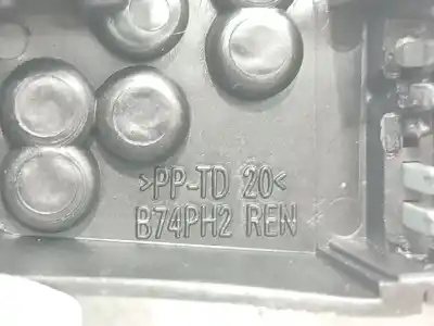 Pezzo di ricambio per auto di seconda mano portalampada per renault laguna ii (bg0/1_) 2.0 dci (bg1t) riferimenti oem iam b74ph2ren  