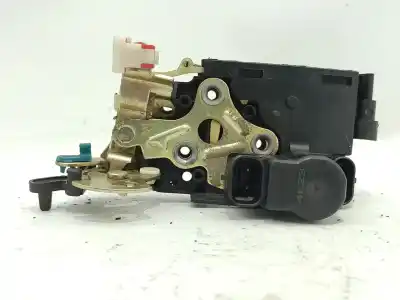 Pièce détachée automobile d'occasion serrure de porte arrière droite pour ssangyong rexton / rexton ii (gab_) 2.7 xdi références oem iam 7132a08003