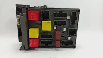 Pezzo di ricambio per auto di seconda mano scatola relè/fusibili per renault laguna ii (bg0/1_) 1.9 dci (bg08, bg0g) riferimenti oem iam 8200003059   Pezzo di ricambio per auto di seconda mano scatola relè/fusibili per renault laguna ii (bg0/1_) 1.9 dci (bg08, bg0g) riferimenti oem iam 8200003059