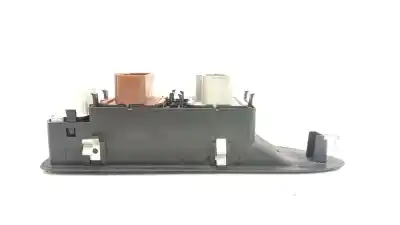 Pièce détachée automobile d'occasion commande de lève vitre avant gauche pour renault laguna ii (bg0/1_) 1.9 dci (bg08, bg0g) références oem iam 8200315042   Pièce détachée automobile d'occasion commande de lève vitre avant gauche pour renault laguna ii (bg0/1_) 1.9 dci (bg08, bg0g) références oem iam 8200315042