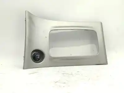 Pezzo di ricambio per auto di seconda mano console centrale per toyota corolla (_e12_) 2.0 d-4d (cde120r_, cde120l_) riferimenti oem iam   