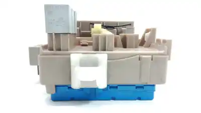 Second-hand car spare part fuse box unit for toyota corolla (_e12_) 2.0 d-4d (cde120r_, cde120l_) oem iam references e11020100  