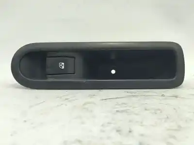 Second-hand car spare part rear left power window switch for renault scénic ii (jm0/1_) 1.9 dci (jm14) oem iam references 8200315029