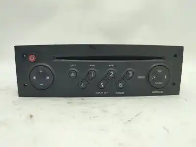 Second-hand car spare part audio system / radio cd for renault scénic ii (jm0/1_) 1.9 dci (jm14) oem iam references 8200633637t