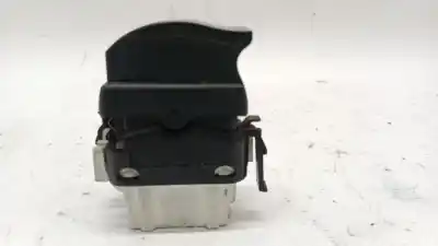 Автозапчасти б/у выключатель переднего правого окна за renault clio ii (bb_, cb_) 1.5 dci (b/c2j) ссылки oem iam 2648802