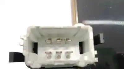 Автозапчасти б/у выключатель переднего правого окна за renault clio ii (bb_, cb_) 1.5 dci (b/c2j) ссылки oem iam 2648802  