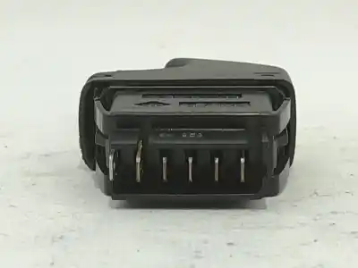 Pièce détachée automobile d'occasion commande de lève vitre avant droit pour renault scénic i monospace (ja0/1_, fa0_) 1.9 dci (ja05, ja1f) références oem iam 7700838101  