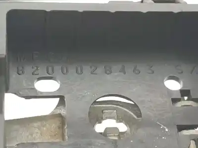 Pezzo di ricambio per auto di seconda mano maniglia esterna anteriore sinistra per renault megane ii (bm0/1_, cm0/1_) 1.5 dci (bm02, bm13, bm2a, cm02, cm13) riferimenti oem iam 7701474436  