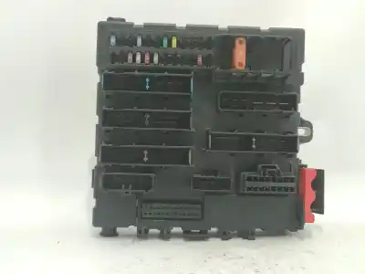 Second-hand car spare part fuse box unit for opel vectra c gts (z02) 1.9 cdti (f68) oem iam references 519167001