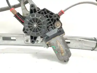 Second-hand car spare part passenger side right window regulator for peugeot 206 fastback (2a/c) 1.9 d oem iam references 9222e7  