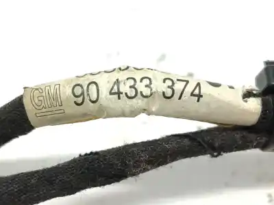 Peça sobressalente para automóvel em segunda mão botão / interruptor elevador vidro dianteiro direito por opel vectra b ranchera familiar (j96) 2.0 dti 16v (f35) referências oem iam 90433374  