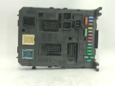 İkinci el araba yedek parçası RÖLE/SIGORTA KUTUSU için CITROEN C5 III (RD_)  OEM IAM referansları 9807028580  