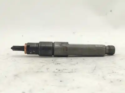 Second-hand car spare part injector for renault megane i classic (la0/1_) 1.9 dti (la08, la0n) oem iam references 7700875036