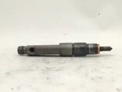 Second-hand car spare part injector for renault megane i classic (la0/1_) 1.9 dti (la08, la0n) oem iam references 7700875036  