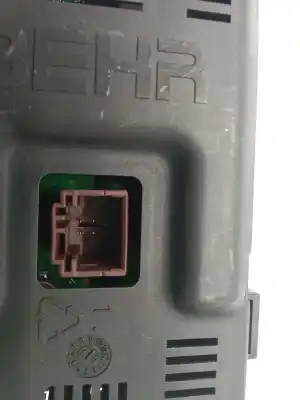 Peça sobressalente para automóvel em segunda mão comando de sofagem (chauffage / ar condicionado) por citroen c4 i (lc_) 1.6 hdi referências oem iam 9658084577  