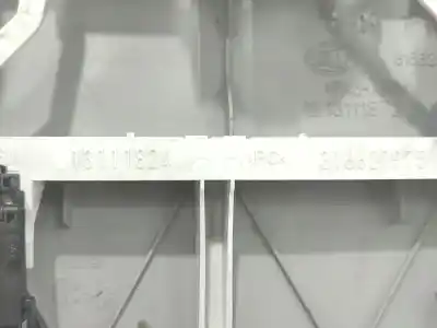 Автозапчастина б/у внутрішне світло для opel astra h (a04) 1.7 cdti (l48) посилання на oem iam 13111824   Автозапчастина б/у внутрішне світло для opel astra h (a04) 1.7 cdti (l48) посилання на oem iam 13111824