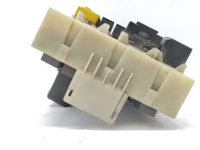 Pièce détachée automobile d'occasion boîtes à fusibles pour ford focus i (daw, dbw) 1.8 turbo di / tddi références oem iam 1126245   Pièce détachée automobile d'occasion boîtes à fusibles pour ford focus i (daw, dbw) 1.8 turbo di / tddi références oem iam 1126245