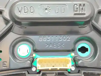 Автозапчастина б/у панель інструментів для opel corsa c (x01) 1.7 dti (f08, f68) посилання на oem iam 88311302  