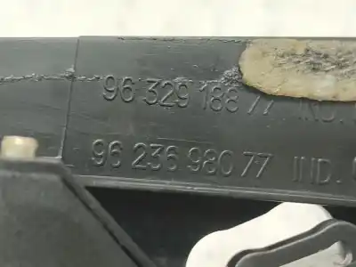 Автозапчастина б/у усередині передня права ручка для peugeot 206 fastback (2a/c) 1.4 i посилання на oem iam 914480  