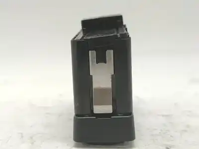 Second-hand car spare part hazard warning lights for bmw 3 (e46) 320 d oem iam references 61318368920  61318368920