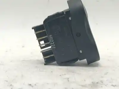 Автозапчастина б/у передній правий віконний вимикач для dacia logan (ls_) 1.2 16v (ls1n, ls02, bs02) посилання на oem iam 6001546816  