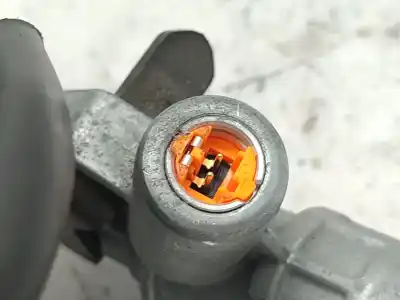 Автозапчастина б/у передній правий ремін безпеки для renault megane ii (bm0/1_, cm0/1_) 1.4 16v (bm0b, cm0b) посилання на oem iam 8200972331  