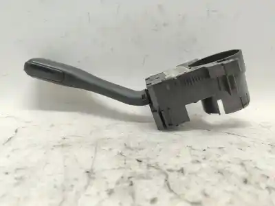 Second-hand car spare part indicator switch for skoda octavia i (1u2) 1.9 tdi oem iam references 8l0953513g