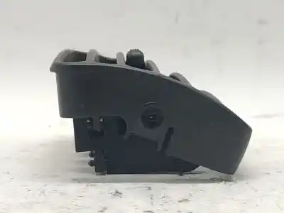 Second-hand car spare part air ventilation grille for peugeot 206 fastback (2a/c) 1.4 i oem iam references 8264s1  