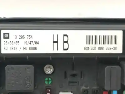 Автозапчасти б/у блок реле/предохранителей за opel astra h (a04) 1.4 (l48) ссылки oem iam 13208748  13206754