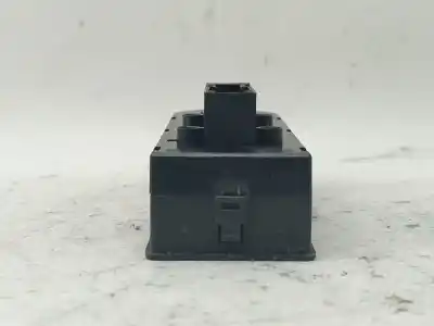 Автозапчастина б/у передні вікний вмикач для opel astra h (a04) 1.4 (l48) посилання на oem iam 13228879  