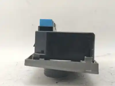 Автозапчастина б/у клімат-контроль для opel astra h (a04) 1.4 (l48) посилання на oem iam 13122963  90151240