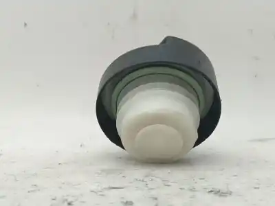 Автозапчастина б/у колпачка паливна для opel astra h (a04) 1.4 (l48) посилання на oem iam   