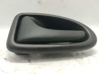 Second-hand car spare part interior left front handle for renault clio ii (bb_, cb_) 1.5 dci (b/cb3m) oem iam references 8200646947