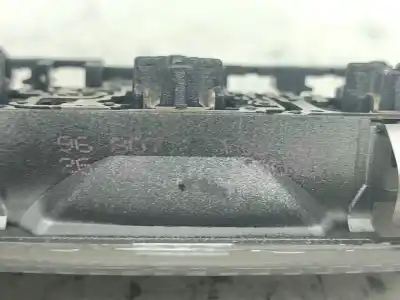 Pezzo di ricambio per auto di seconda mano luce interna per citroen c4 picasso i monospace (ud_) 2.0 hdi 138 riferimenti oem iam 9680713980  9680713980