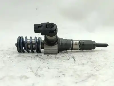 Second-hand car spare part injector for volkswagen passat b6 (3c2) 2.0 tdi 16v oem iam references 000130073sx