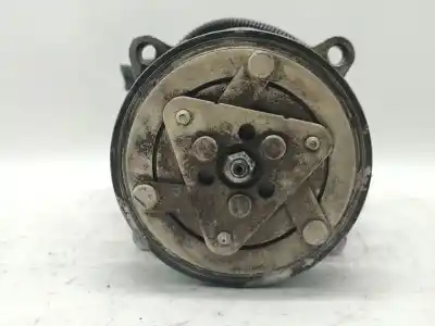 Pièce détachée automobile d'occasion Compresseur De Climatisation pour PEUGEOT 206 FASTBACK (2A/C) 1.4 I Références OEM IAM 6453CN  SD6V12