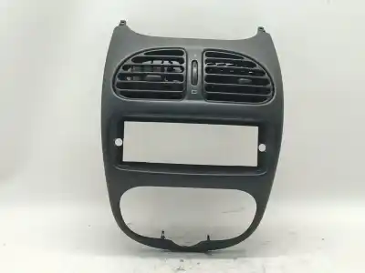 Автозапчасти б/у центральная консоль за peugeot 206 fastback (2a/c) 1.4 i ссылки oem iam 7588wl