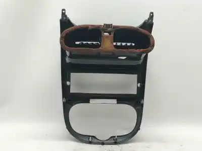 Автозапчасти б/у центральная консоль за peugeot 206 fastback (2a/c) 1.4 i ссылки oem iam 7588wl  9624663577