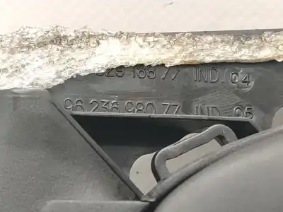 Автозапчасти б/у внутри передней правой ручки за peugeot 206 fastback (2a/c) 1.4 i ссылки oem iam 914480  9632698077